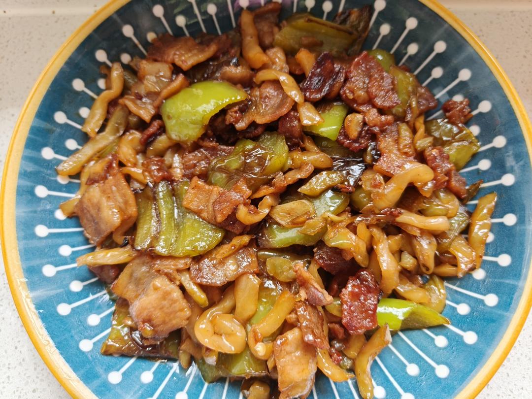 辣椒炒五花肉