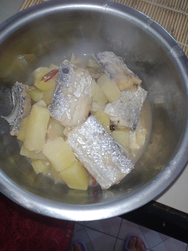 土豆炖带鱼