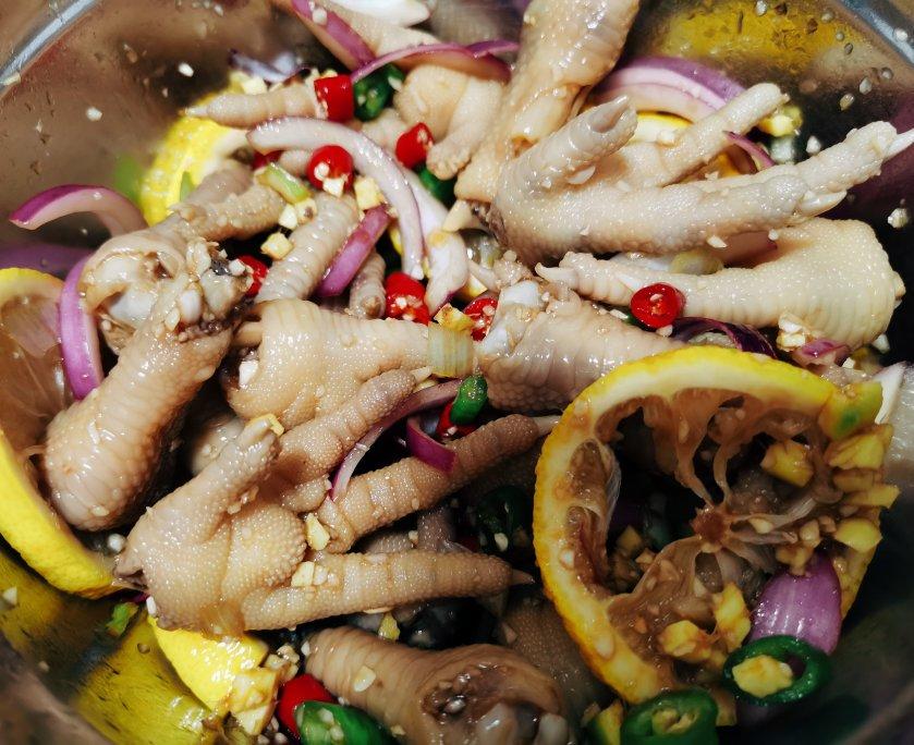 【柠檬酸辣鸡爪】自制超级无敌美味的网红鸡爪