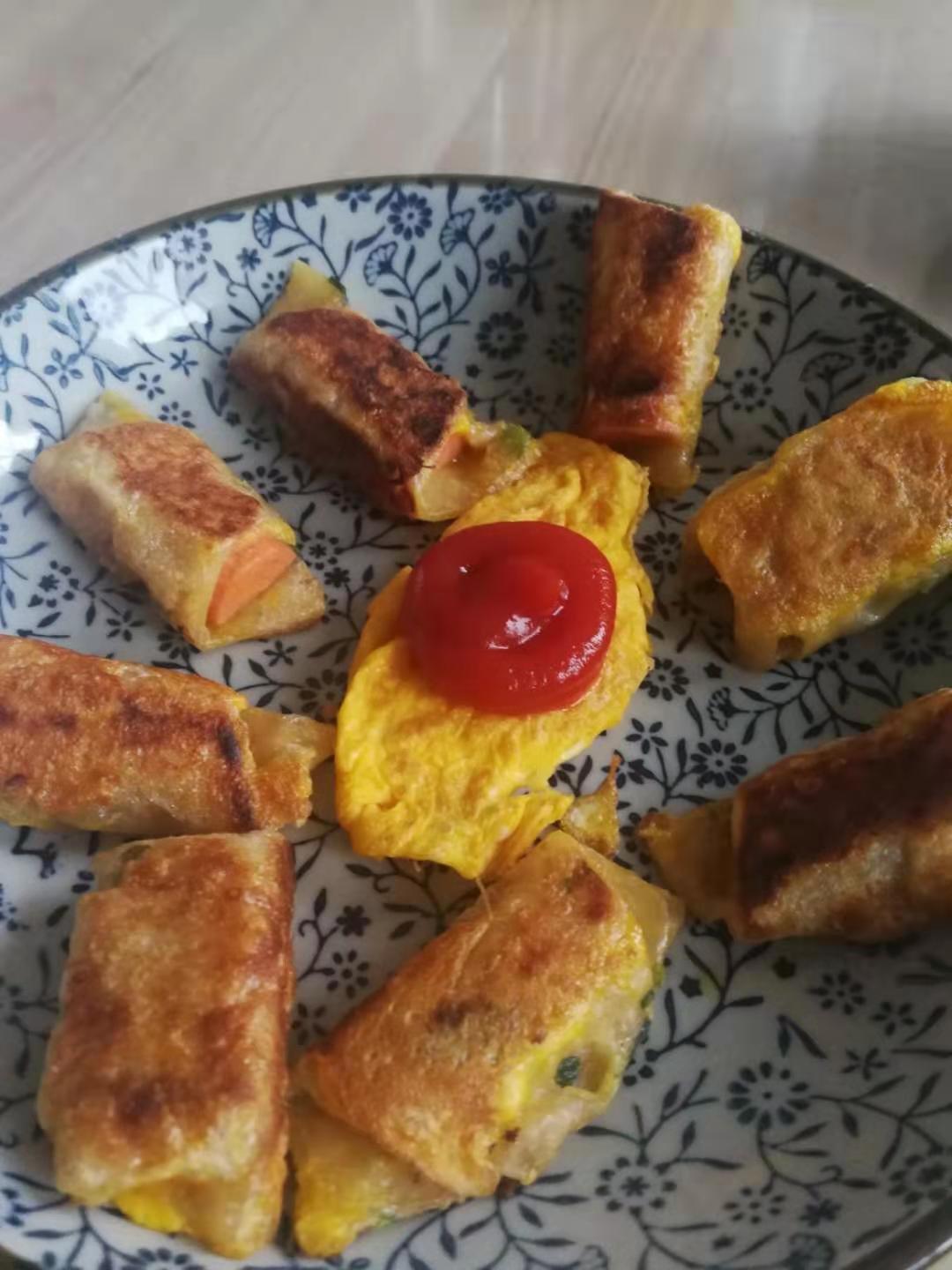 香酥香肠卷
