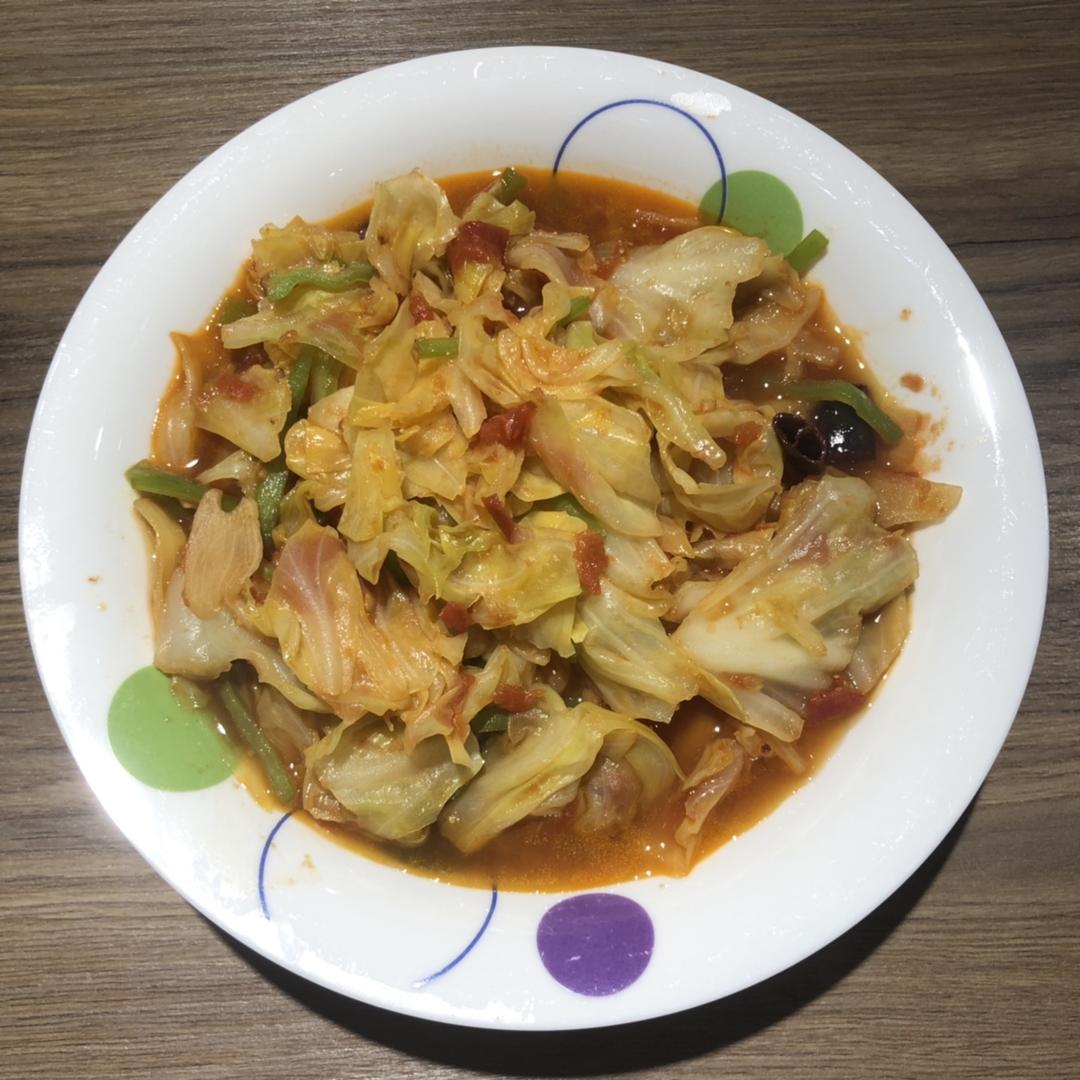 热量极低的番茄炒包菜