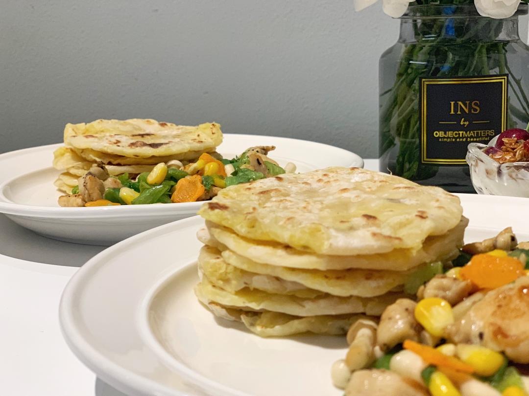 【饺子皮紫薯饼】