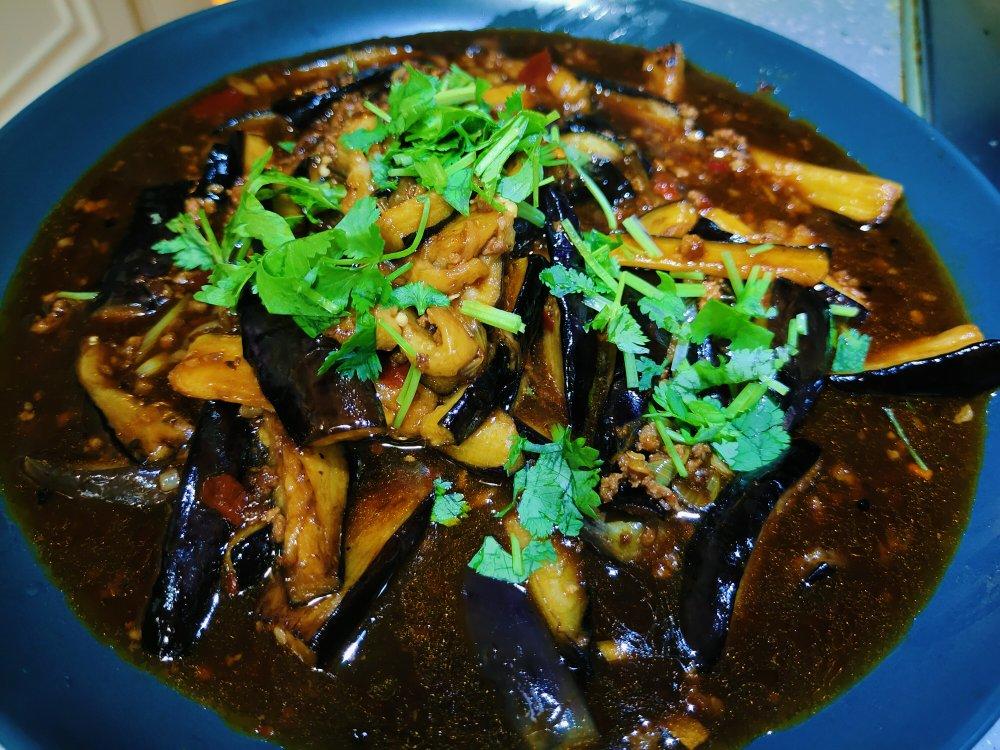 开胃下饭菜！巨简单的家常鱼香茄子煲