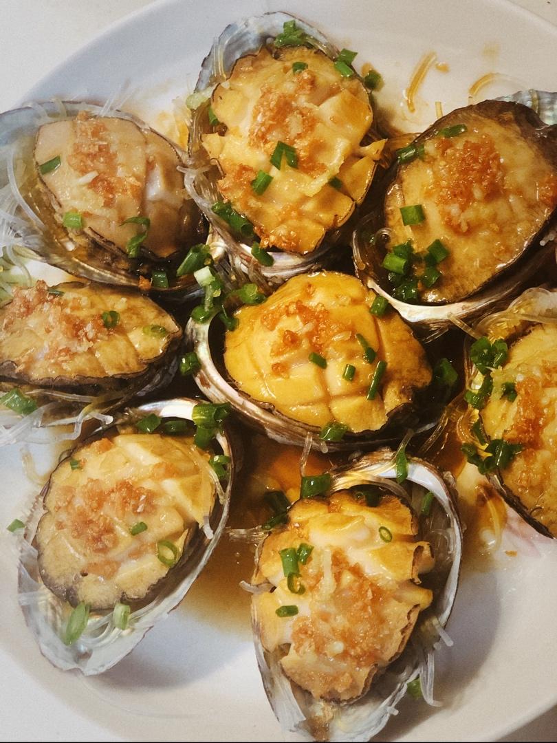 蒜蓉粉丝蒸鲍鱼