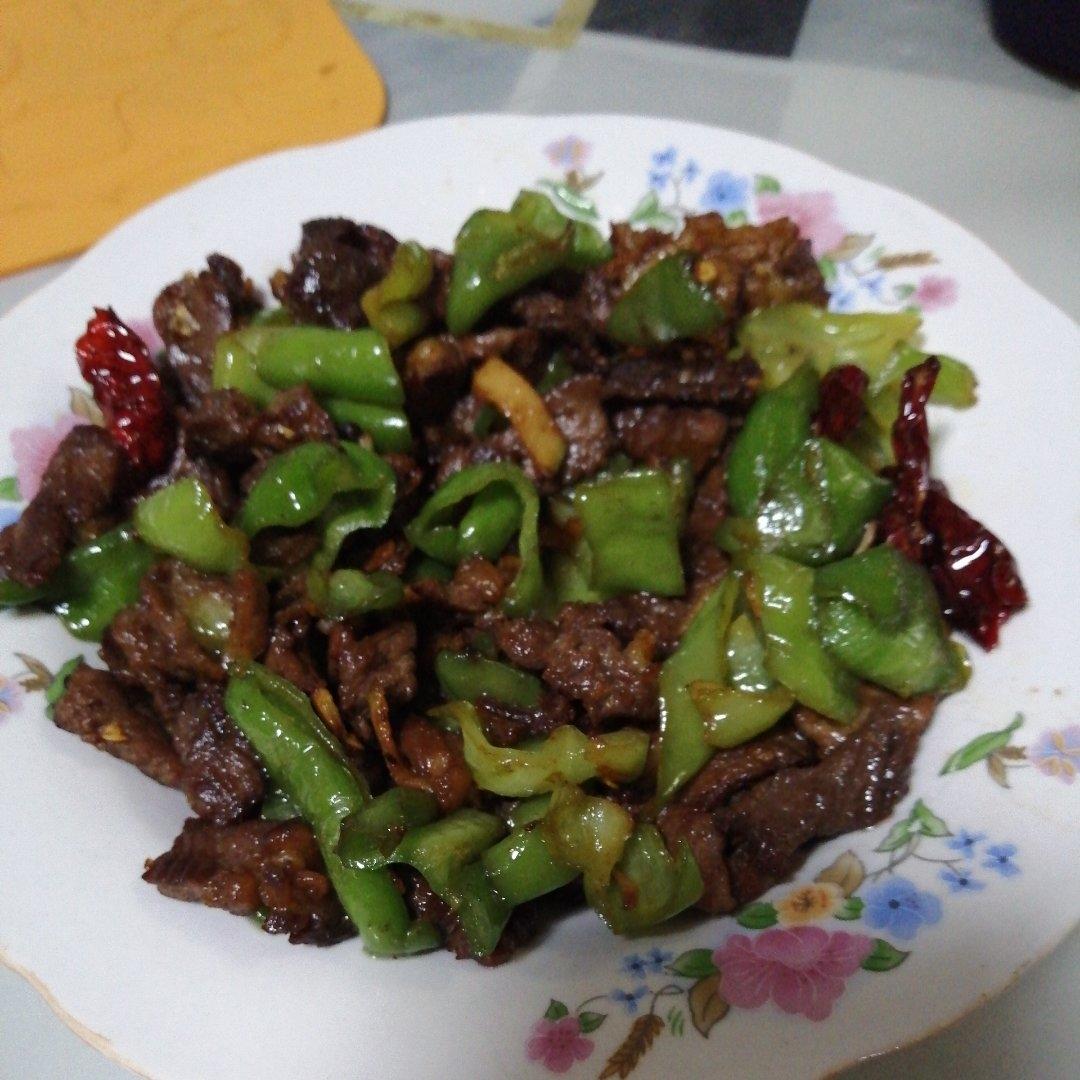 小炒牛肉