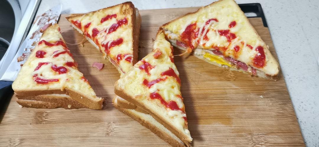 儿子最爱吃的三明治