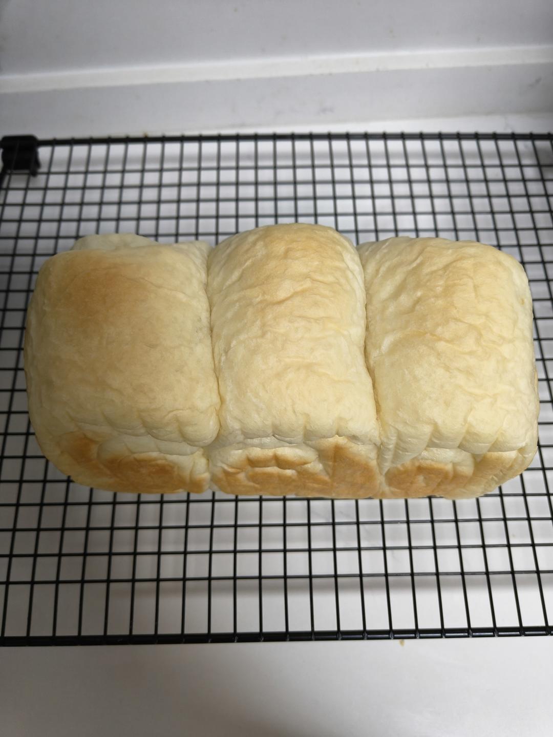 软到拿不起来的生吐司