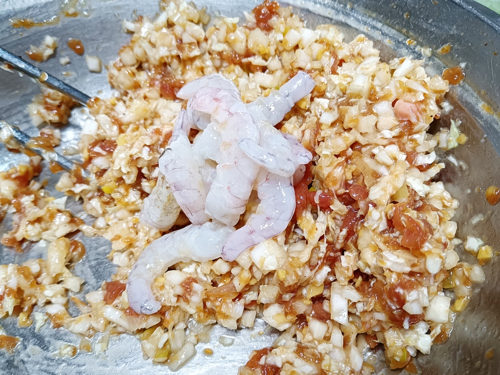 白菜猪肉虾仁水饺的做法 步骤13