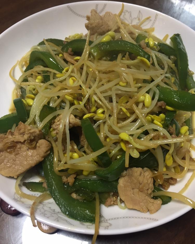 肉炒黄豆芽