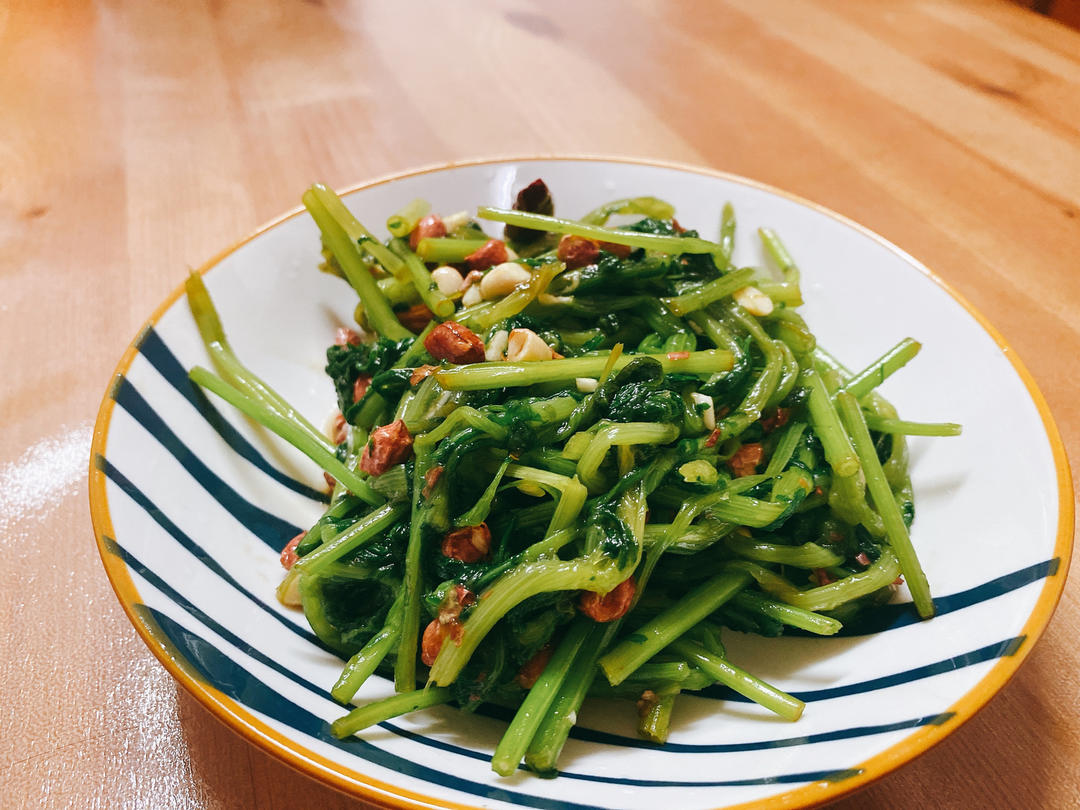 凉拌茼蒿