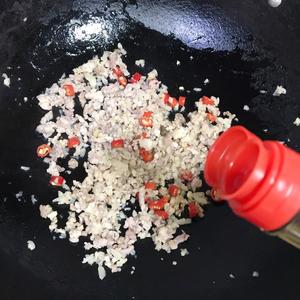蒜苔炒肉末的做法 步骤8