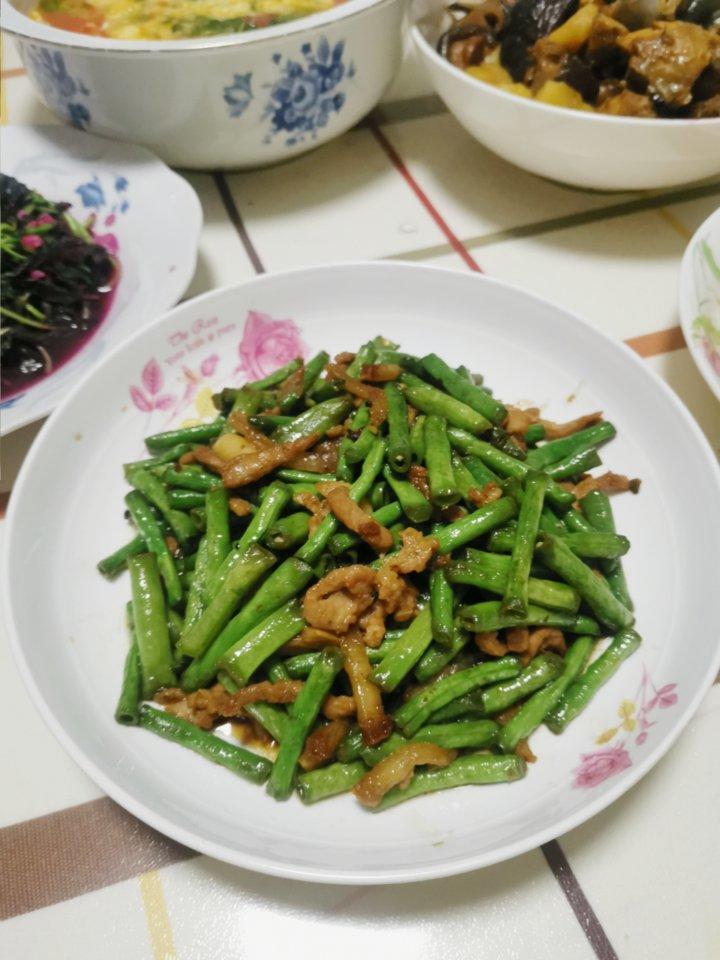 豆角炒肉丝