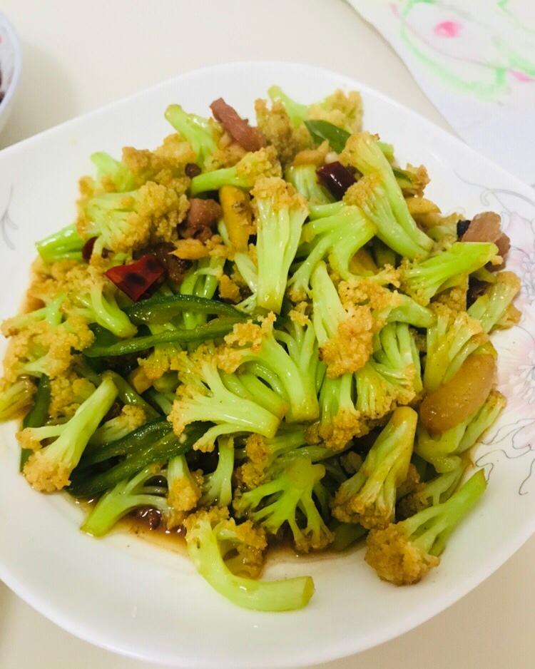 老丁的私房菜-干锅花菜