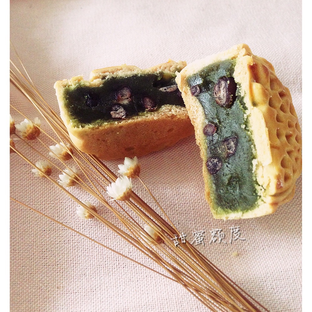 抹茶蜜豆月饼