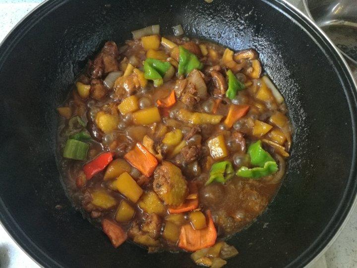 好吃到原地爆炸的黄焖鸡