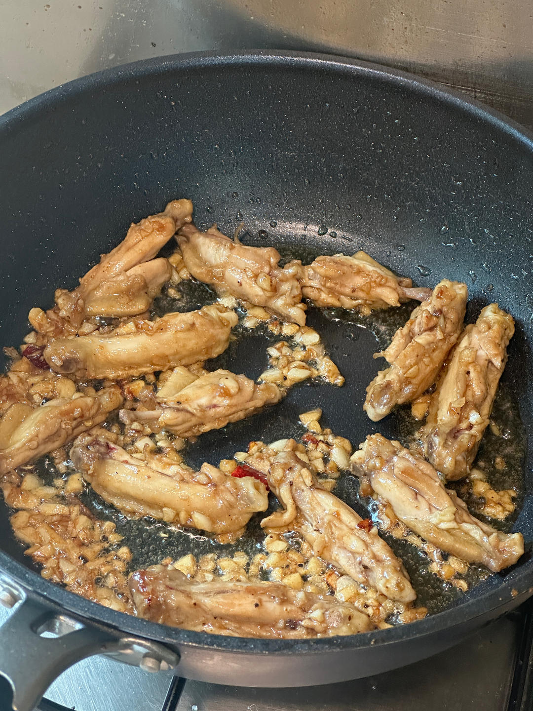 蒜香鸡翅，这才是鸡翅最好吃的做法