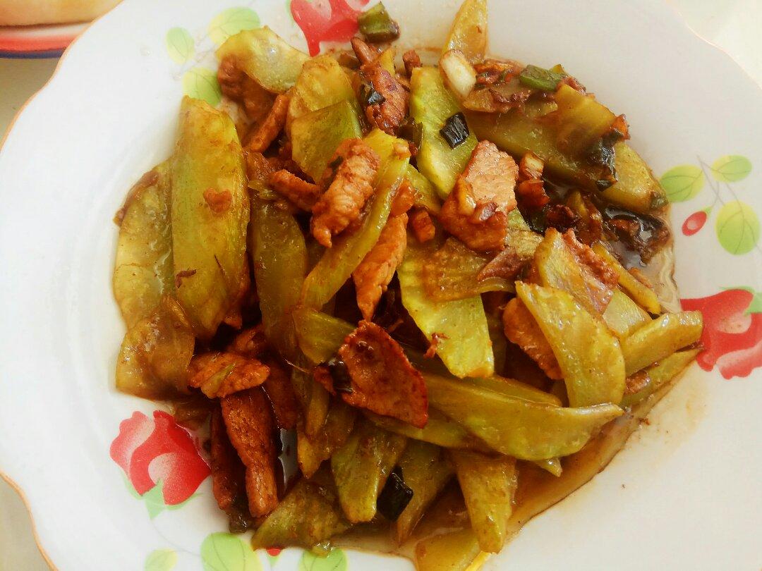 莴笋炒肉