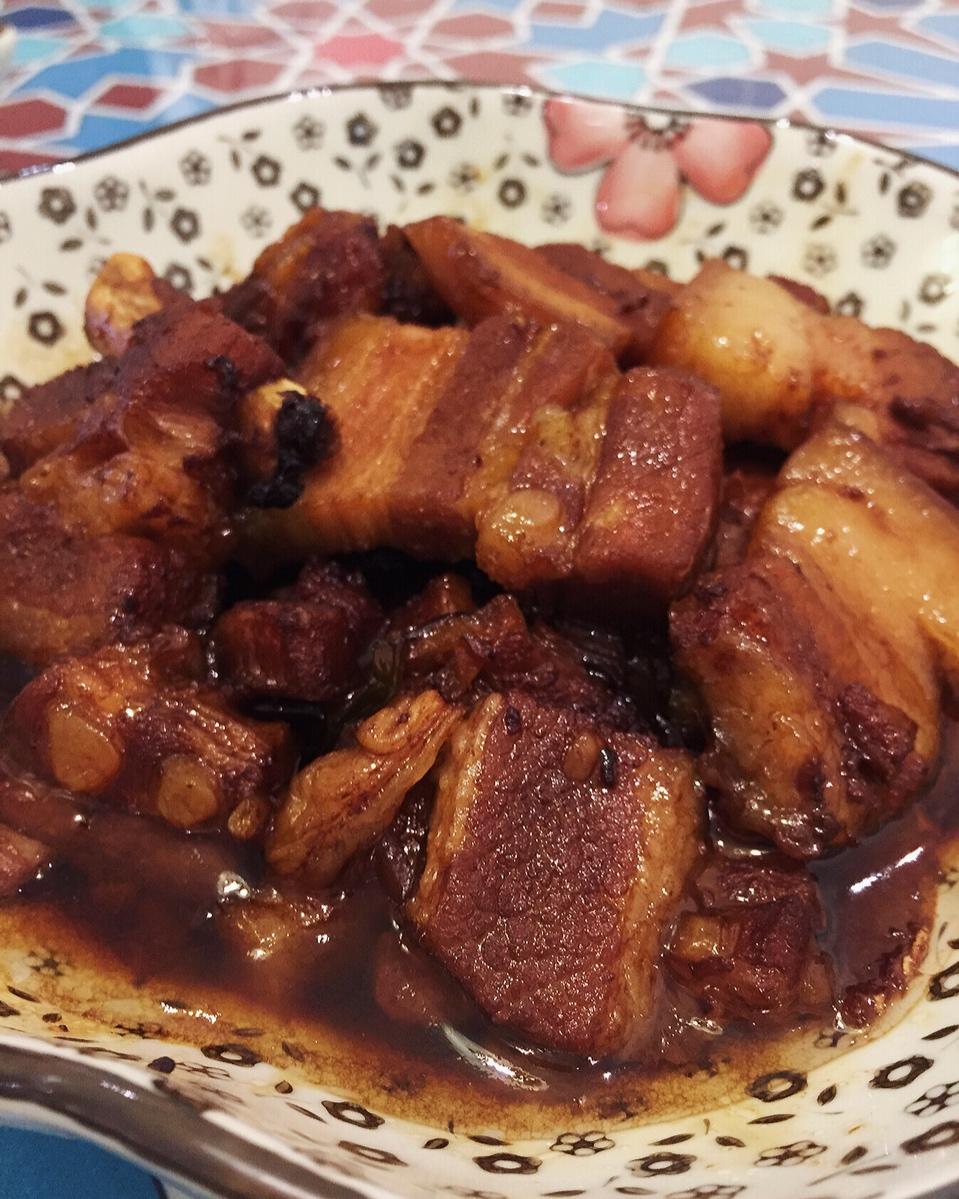 懒人电子高压锅版红烧猪蹄（红烧肉）