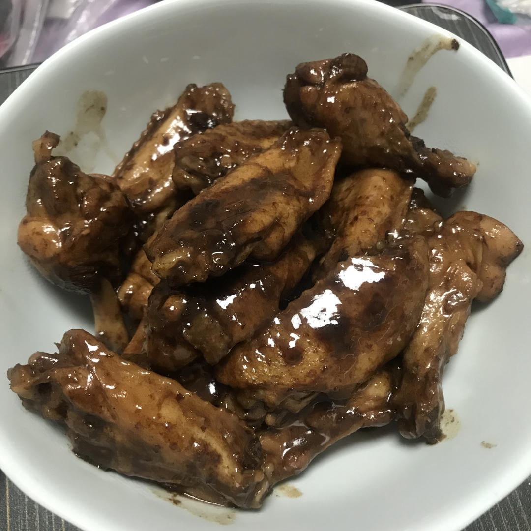 厨师长教你：“可乐鸡翅”的家常做法，味道鲜嫩可口，先收藏起来