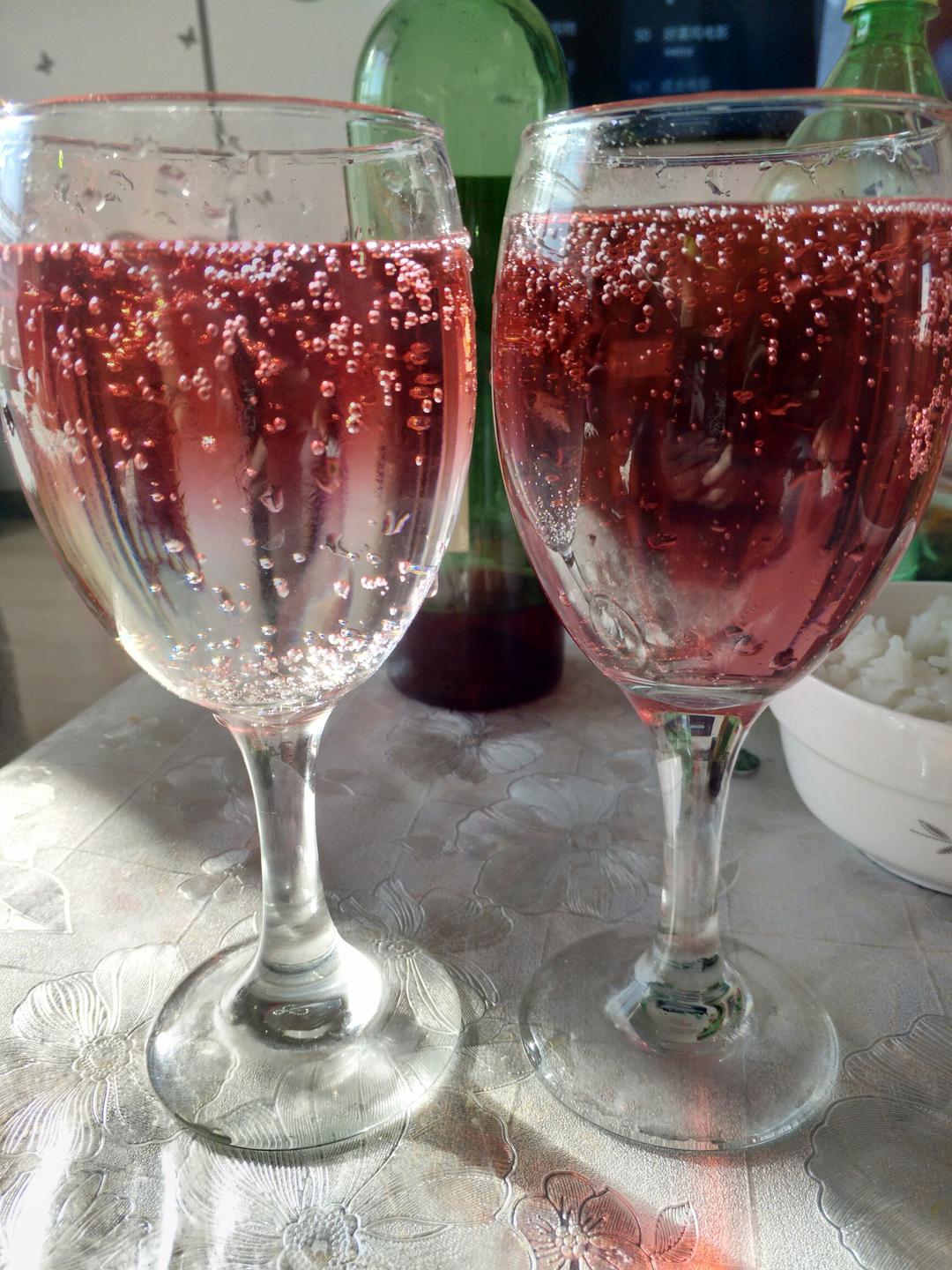 安治宏1做的红酒雪碧