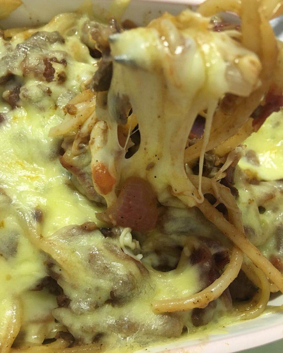 芝士肉酱焗意面