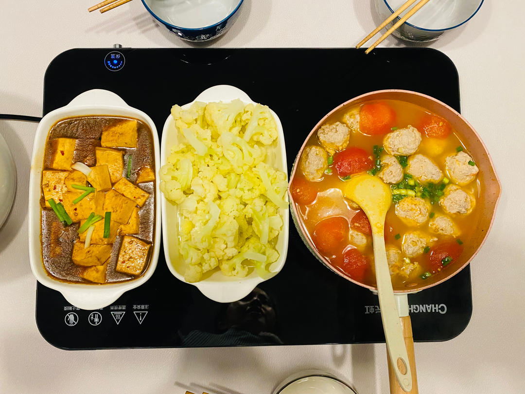 蕃茄丸子汤。