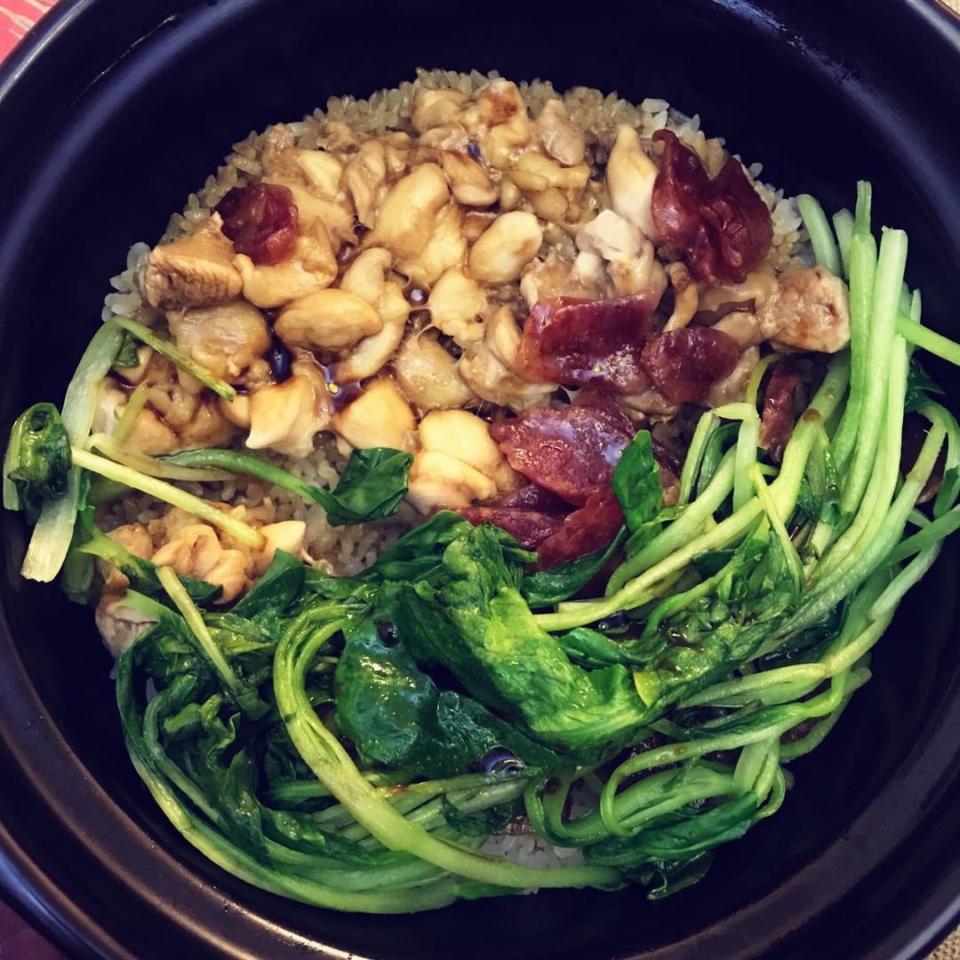 广式腊味煲仔饭