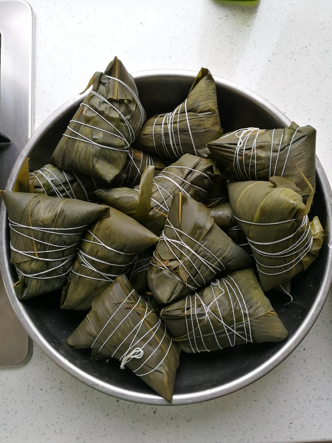 详细步骤包粽子(四角粽)的做法 步骤9