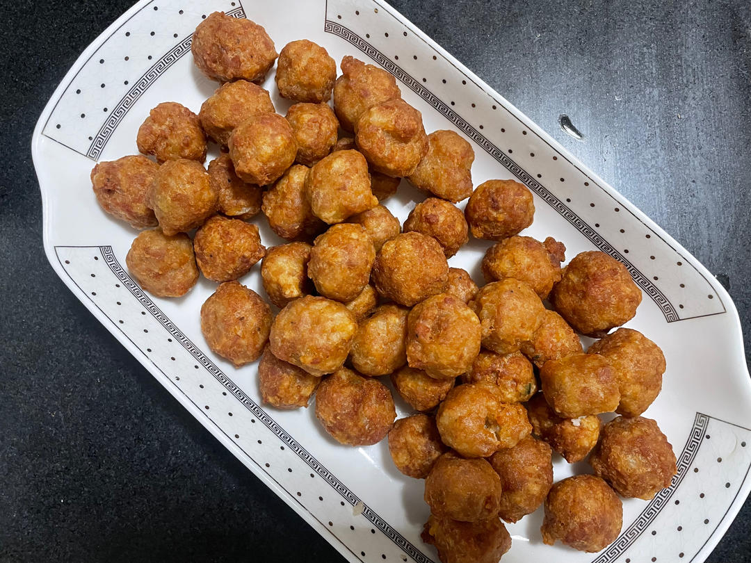 在家也能做大菜之3~“干炸丸子”