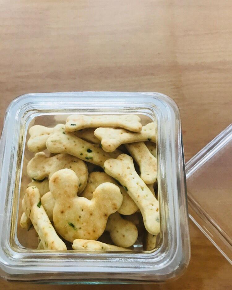 无糖香葱苏打咸饼干