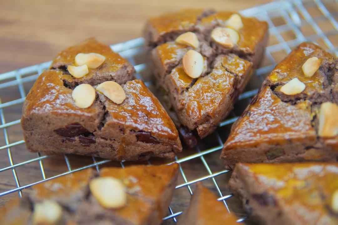 操作0难度！在家搞定5星级酒店同款下午茶橙皮巧克力司康