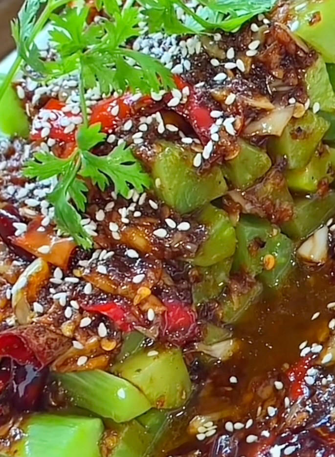 油呛青笋的做法