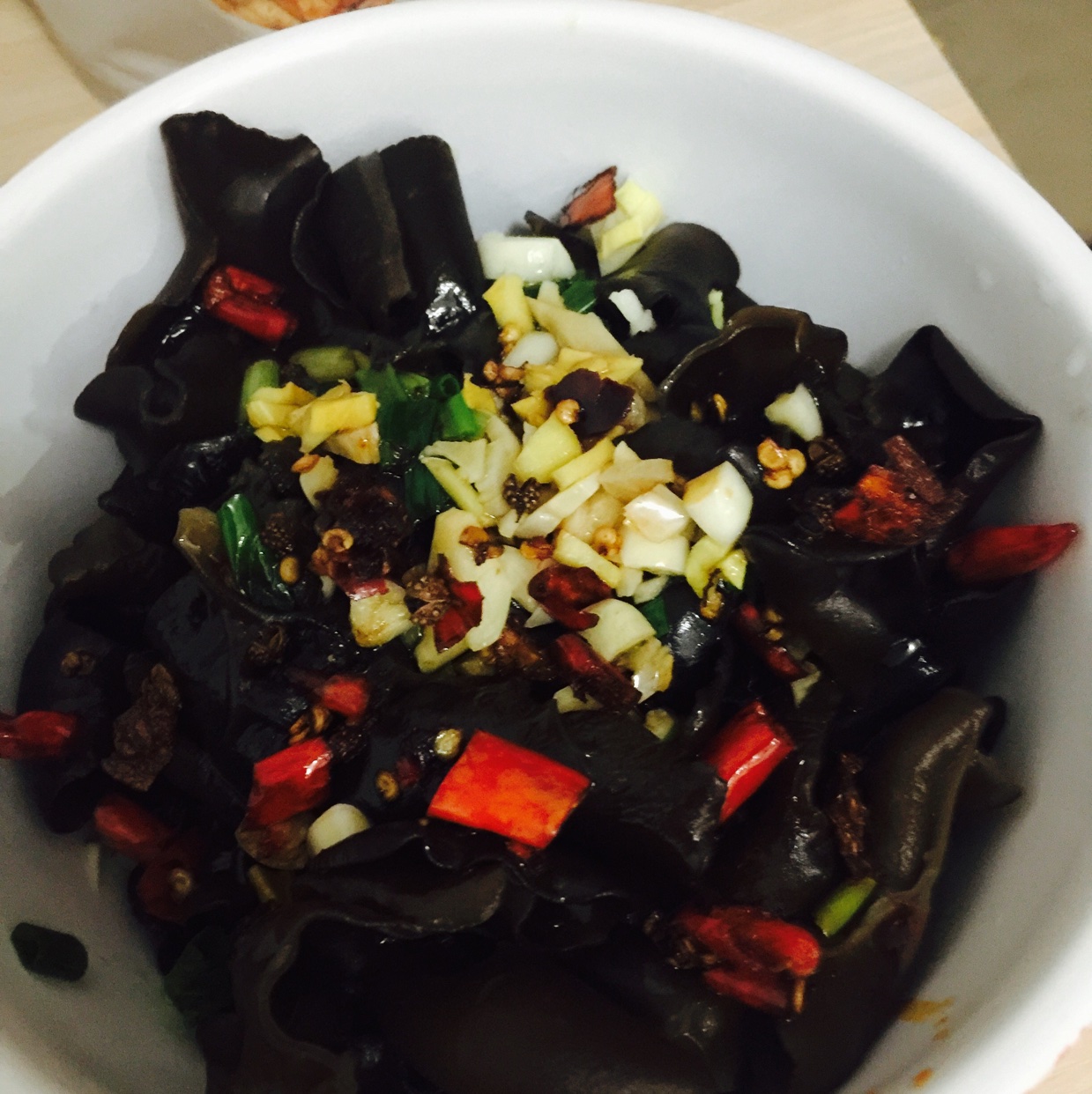 凉拌黑木耳