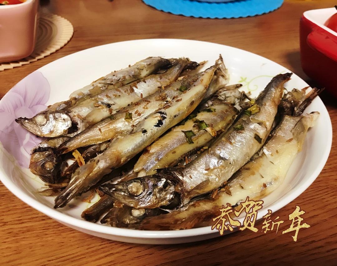 烤多春鱼
