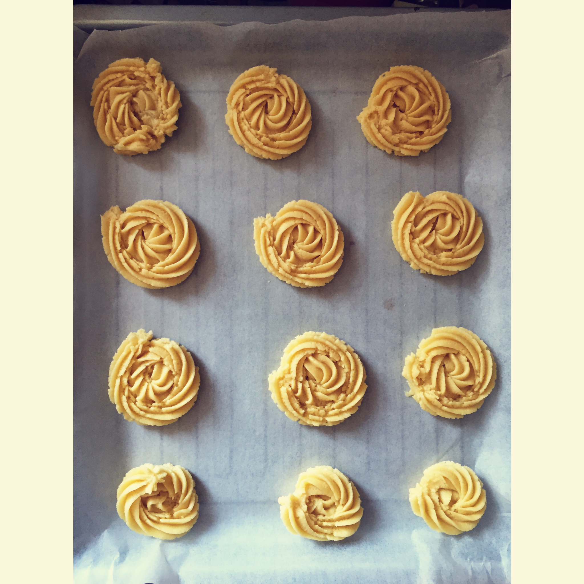 多种口味曲奇（香草、巧克力、抹茶）