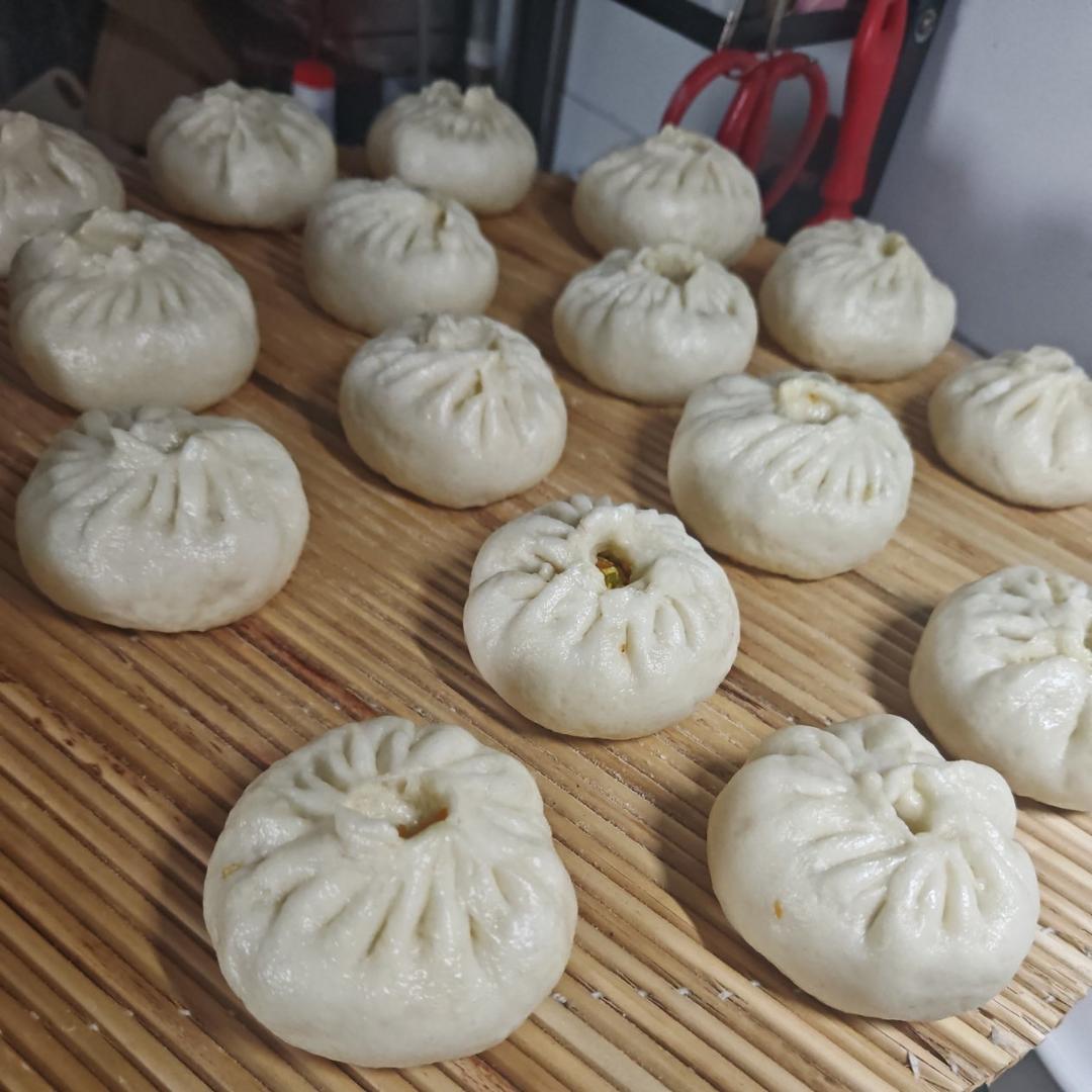 韭菜块肉包子--重点是揉面手法