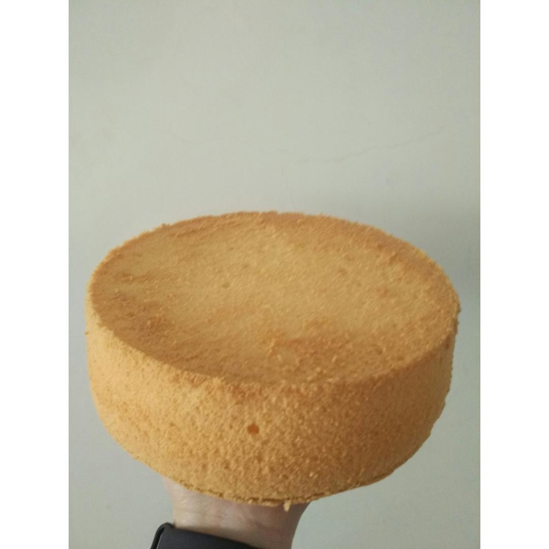 超简单完美戚风蛋糕（6寸2蛋）附打发、翻拌、脱模视频