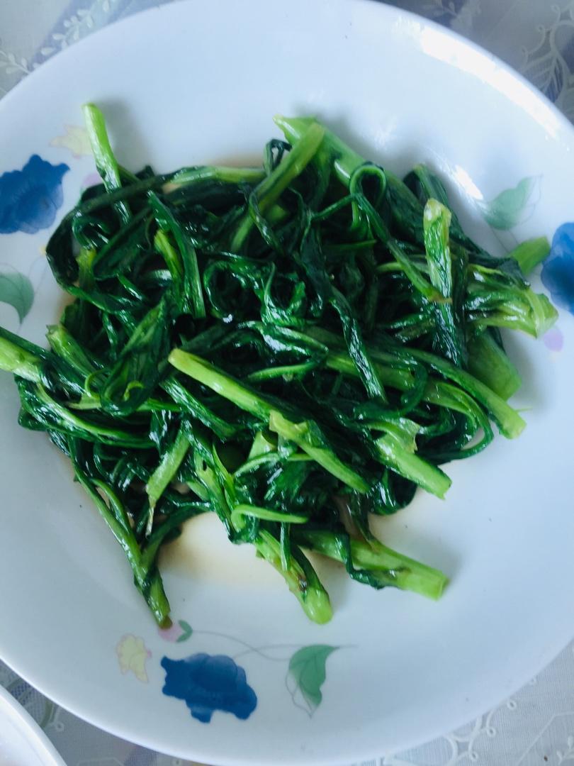 清炒莴笋叶