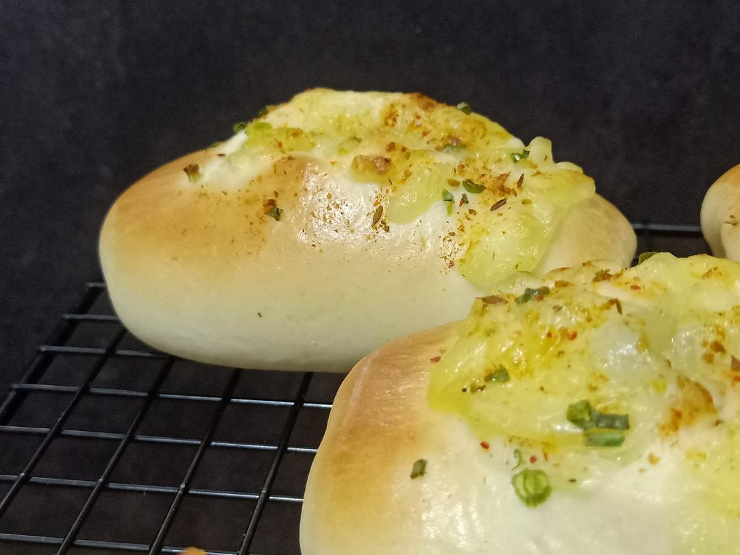 香辣芝士牛肉松餐包的做法