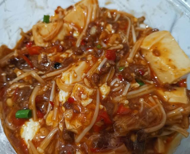 麻婆金针菇豆腐的做法