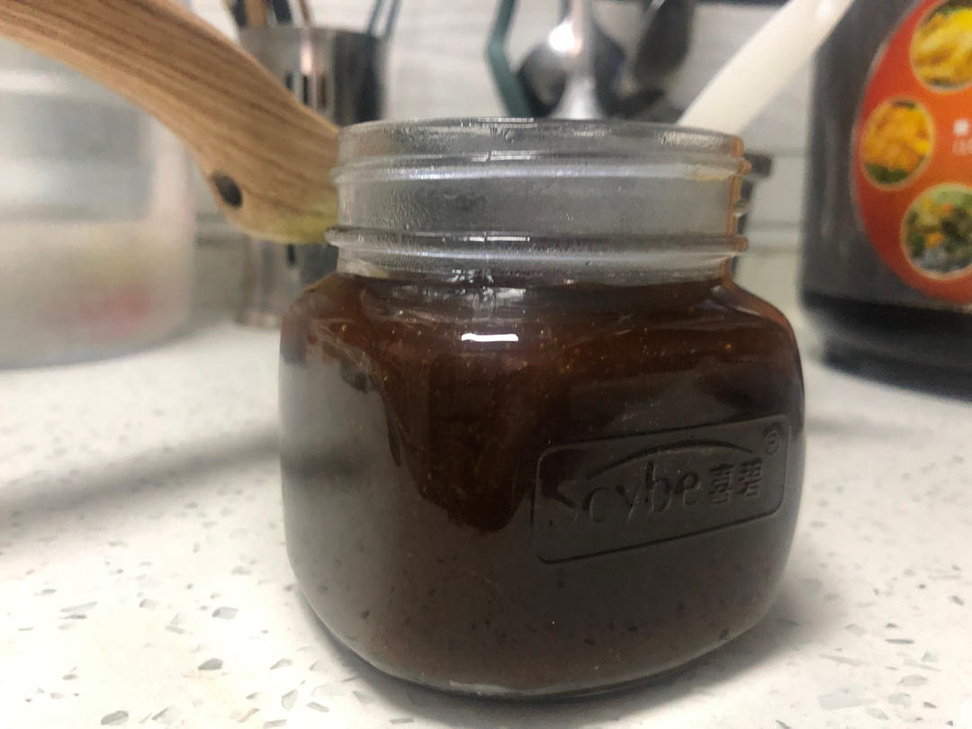 简单又方便的秘制煎饼果子甜面酱