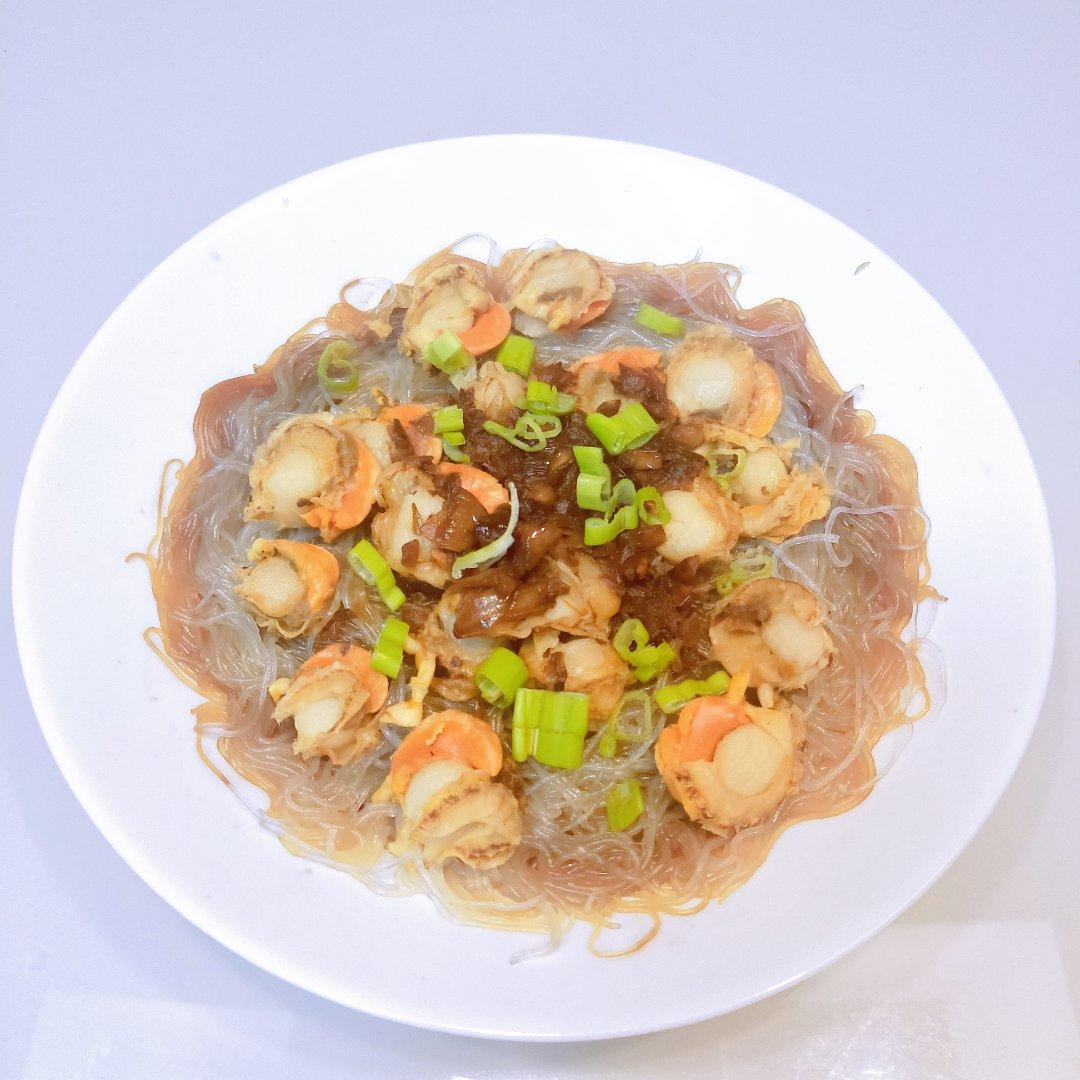 蒜蓉扇贝肉蒸粉丝