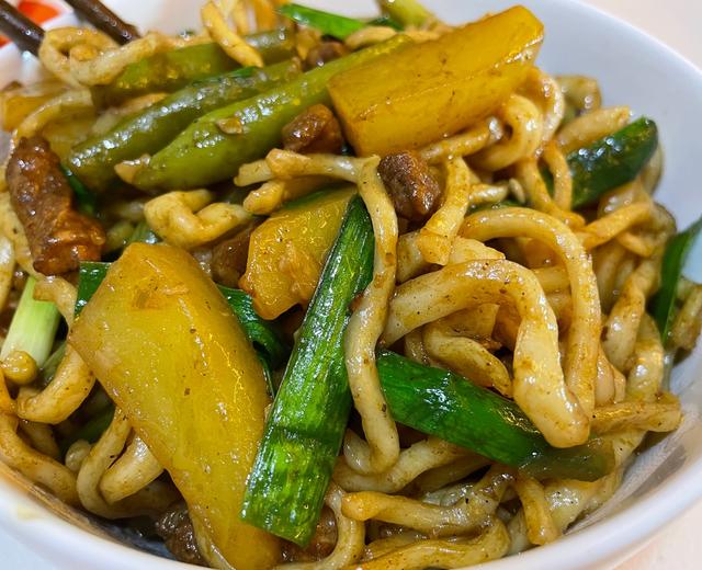 山西版认真的小炒肉和随便的焖面的做法