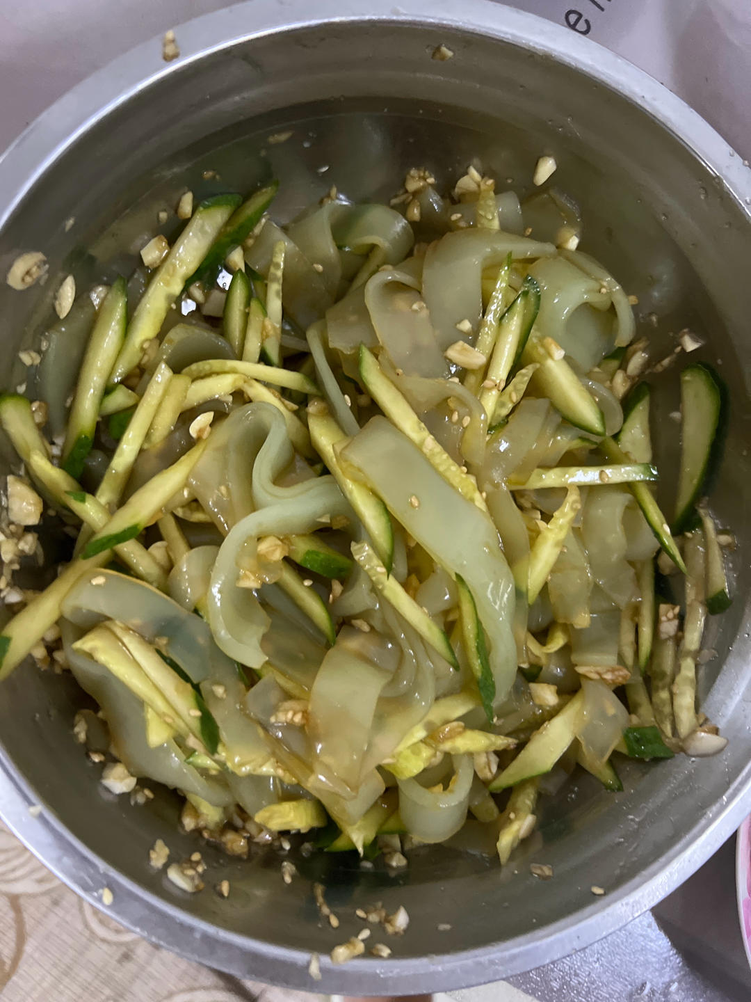 凉拌豌豆凉粉