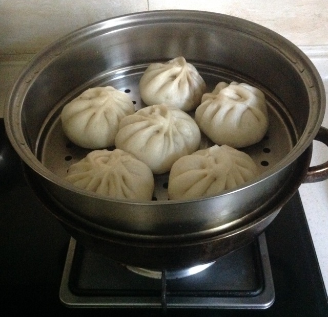 酱肉包子