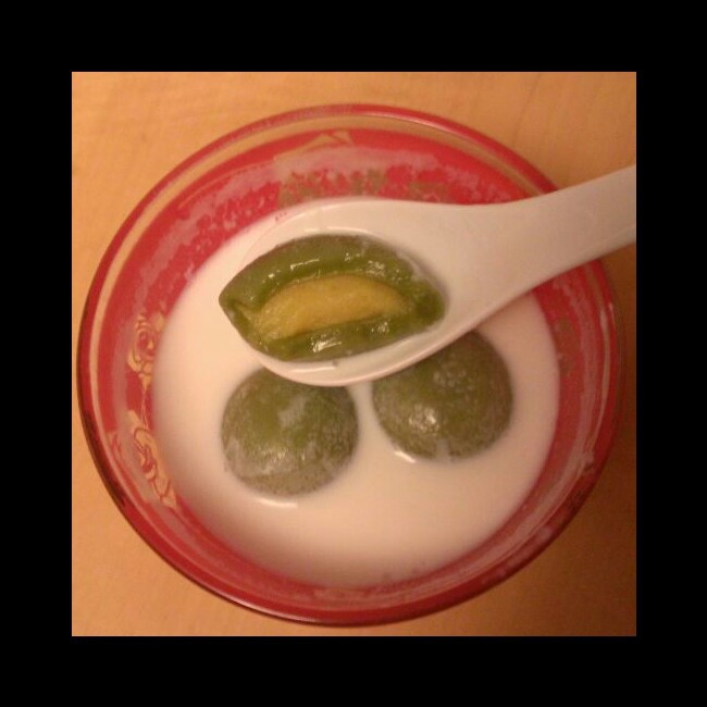 牛奶煮汤圆