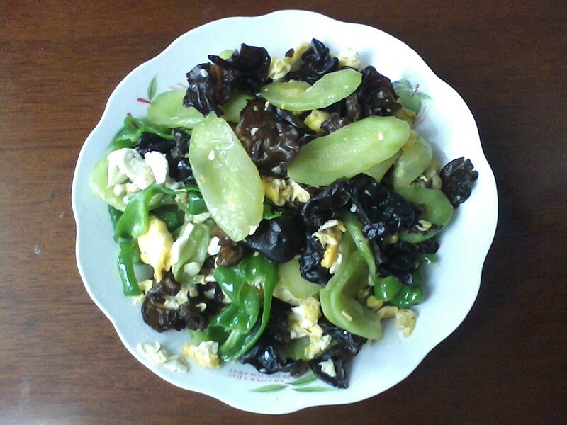 青瓜木耳炒鸡蛋
