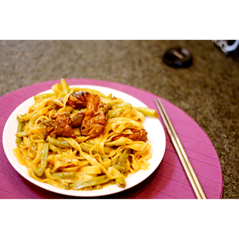 排骨豆角焖面