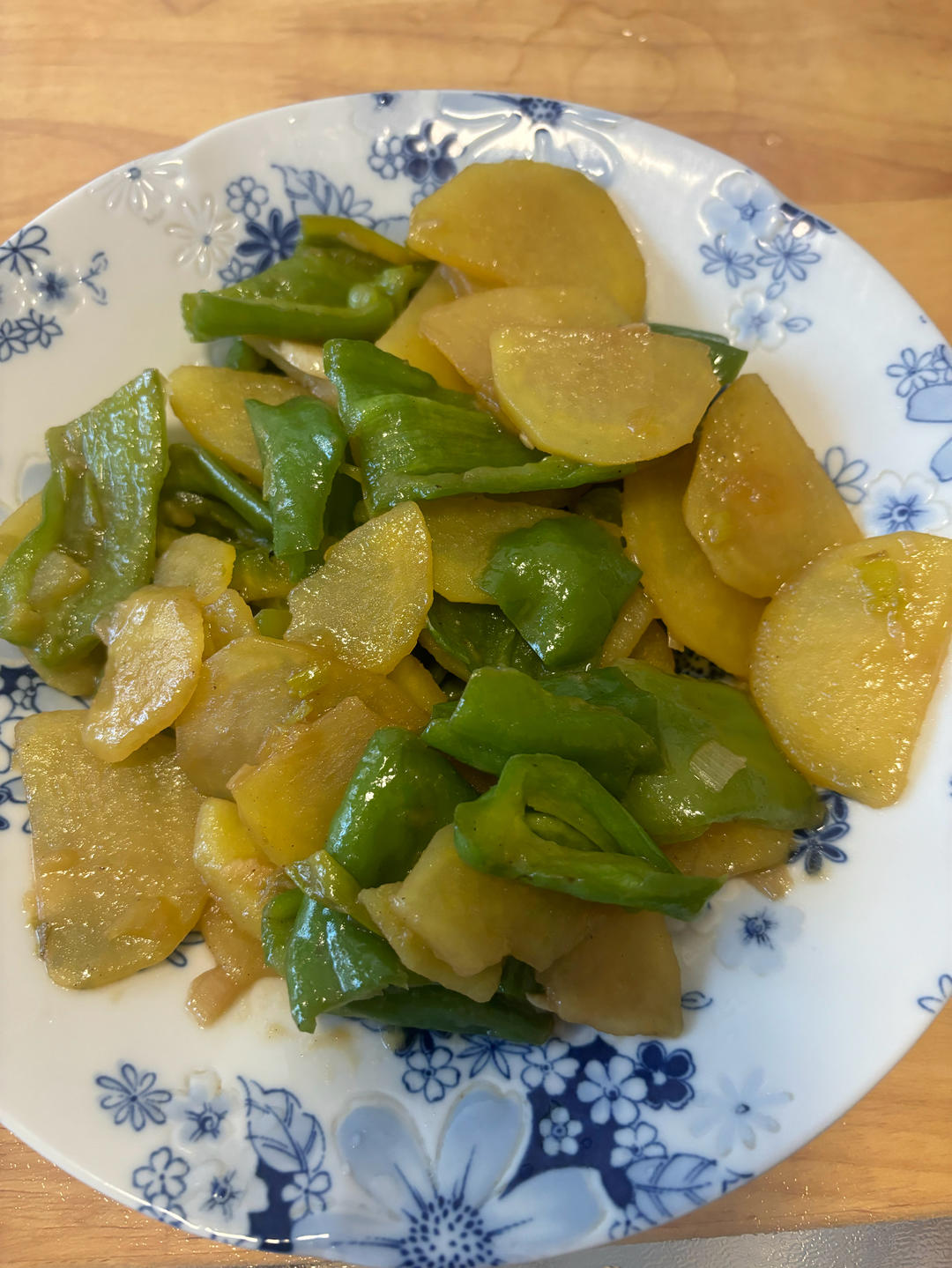 比肉都好吃的青椒炒土豆片😋简单又美味❗️