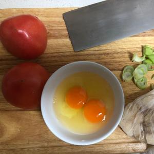 西红柿扇贝柱炒鸡蛋的做法 步骤1